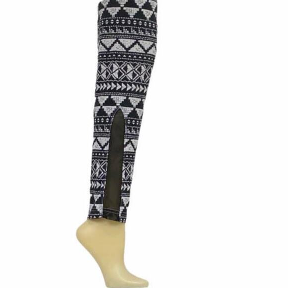 No Boundaries Aztec/Tribal Print Leggings Mesh Panels Black and White Juniors XL - Picture 1 of 12
